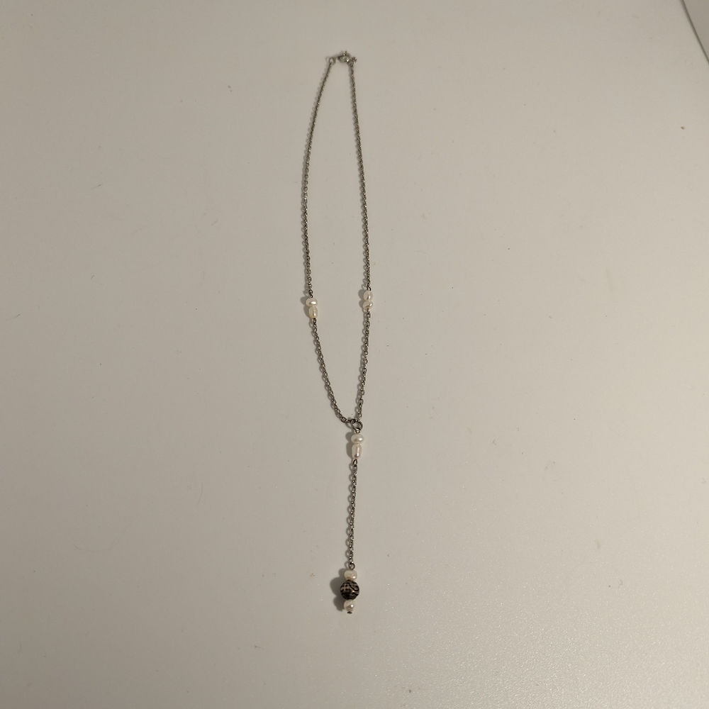 Natural Pearl and Metal Necklace